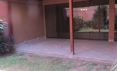 DPTO TRIPLEX EN SAN BORJA  DE 3 HABIT, 4 BAÑOS, JARDIN $ 360,000