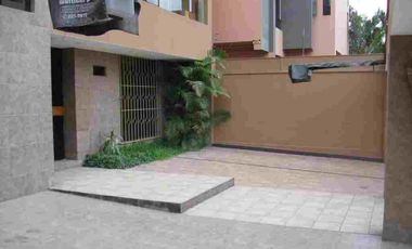 DPTO TRIPLEX EN SAN BORJA  DE 3 HABIT, 4 BAÑOS, JARDIN $ 360,000