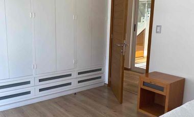 Casa amueblada con recámara en planta baja