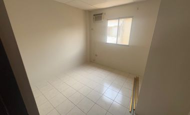 URBANIZZACION GRAN VITTORIA ETAPA ROSETTA VIA SALITRE ALQUILO PRECIOSA VILLA TOTALMENTE REMODELADA, DOS DORMITORIOS, EXCELENTES ACABADOS