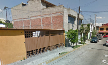 Casa en Remate Bancario en Los Pirules /  Tlalnepantla / Alta plusvalía.