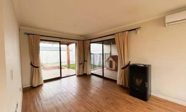 Casa En Arriendo En Condominio Peumayen