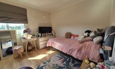 Se arrienda excelente casa en Condominio Estancia Las Rastras