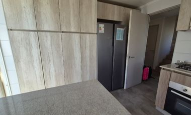 Se arrienda excelente casa en Condominio Estancia Las Rastras