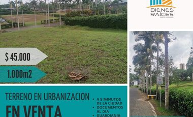 Terreno comercial en venta.