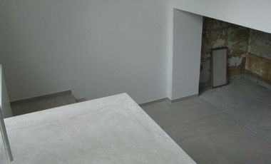 ARRIENDO Local comercial de 684,17 m2, Metro El Golf, Las Condes