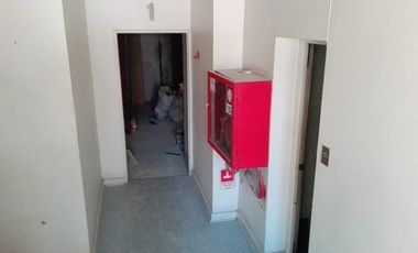 ARRIENDO Local comercial de 684,17 m2, Metro El Golf, Las Condes