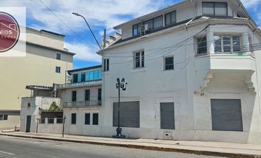 Amplia Planta libre Local Comercial arriendo en Providencia