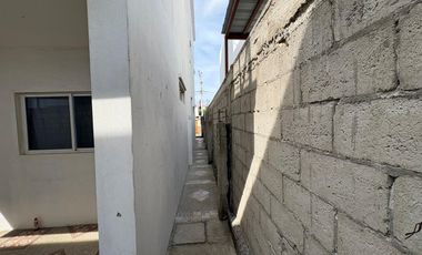 SE VENDE CASA 3 PISOS URBNAIZACION ACAPULCO CON SALIDA AL MAR Y SEGURIDAD