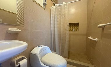 SE VENDE CASA 3 PISOS URBNAIZACION ACAPULCO CON SALIDA AL MAR Y SEGURIDAD