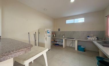 SE VENDE CASA 3 PISOS URBNAIZACION ACAPULCO CON SALIDA AL MAR Y SEGURIDAD