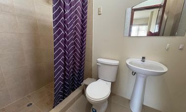 SE VENDE CASA 3 PISOS URBNAIZACION ACAPULCO CON SALIDA AL MAR Y SEGURIDAD