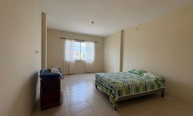 SE VENDE CASA 3 PISOS URBNAIZACION ACAPULCO CON SALIDA AL MAR Y SEGURIDAD