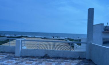 SE VENDE CASA 3 PISOS URBNAIZACION ACAPULCO CON SALIDA AL MAR Y SEGURIDAD