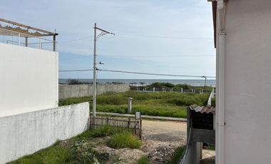 SE VENDE CASA 3 PISOS URBNAIZACION ACAPULCO CON SALIDA AL MAR Y SEGURIDAD