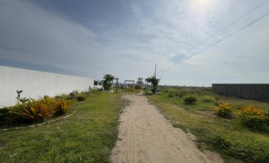 SE VENDE CASA 3 PISOS URBNAIZACION ACAPULCO CON SALIDA AL MAR Y SEGURIDAD