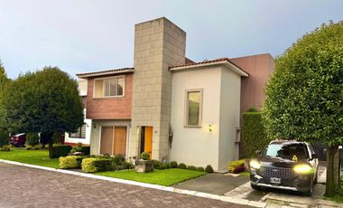 CASA EN RENTA EN CALIMAYA