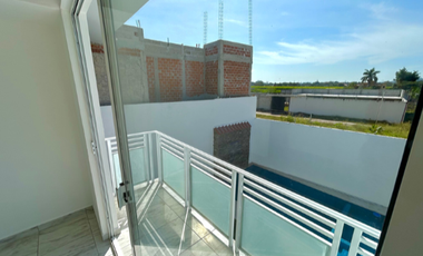 CASA EN VENTA, CON ALBERCA, YAUTEPEC, MORELOS