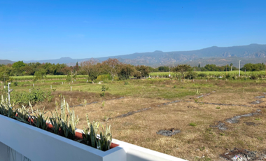 CASA EN VENTA, CON ALBERCA, YAUTEPEC, MORELOS