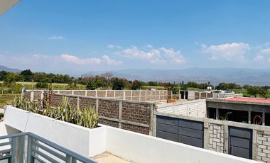 CASA EN VENTA, CON ALBERCA, YAUTEPEC, MORELOS