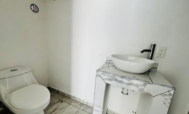 CASA EN VENTA, CON ALBERCA, YAUTEPEC, MORELOS