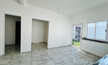 CASA EN VENTA, CON ALBERCA, YAUTEPEC, MORELOS
