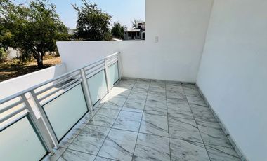 CASA EN VENTA, CON ALBERCA, YAUTEPEC, MORELOS