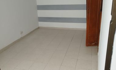ARRIENDO CASA DE 100 m2, DOS PISOS, EN BARRIO CAÑAVERAL, IBAGUÉ