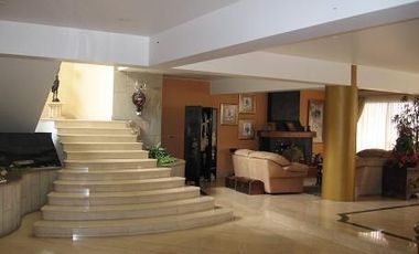 PENTHOUSE DE LUJO 1,156M2 - 6 ESTAC. ASCENSOR DIRECTO - PISCINA