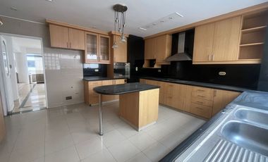 PENTHOUSE DE LUJO 1,156M2 - 6 ESTAC. ASCENSOR DIRECTO - PISCINA