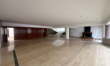 PENTHOUSE DE LUJO 1,156M2 - 6 ESTAC. ASCENSOR DIRECTO - PISCINA