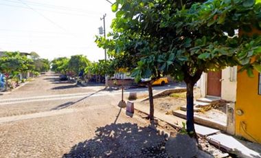 VENTA DE CASA EN TECOMAN,