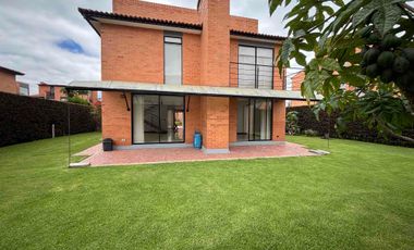 CASA AMPLIA CAMPESTRE