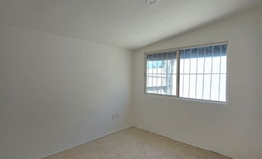 CASA EN RENTA DE DOS RECAMARAS, UN ESTUDIO EN SAN FELIPE