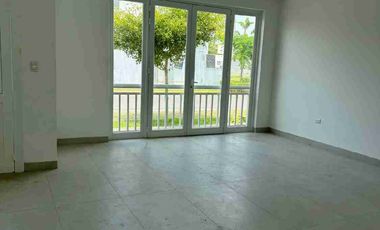 Venta de casa cuatro dormitorios Aires Norte, Samborondon con piscina