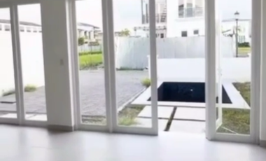 Venta de casa cuatro dormitorios Aires Norte, Samborondon con piscina