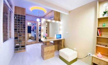 HERMOSA CASA EN VENTA SECTOR NORTE DE QUITO cerquita al Portal Shopping