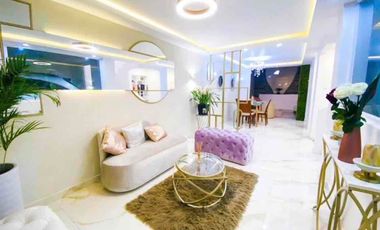 HERMOSA CASA EN VENTA SECTOR NORTE DE QUITO cerquita al Portal Shopping