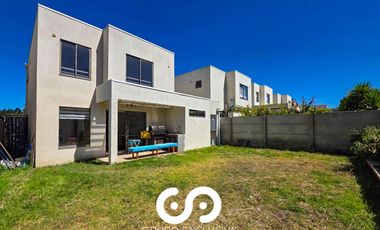 SE VENDE CASA - CONDOMINIO BOSQUE REAL CURAUMA