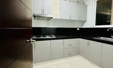 FOR RENT – FULLY FURNISHED HOUSE WITH SWIMMING POOL-Available in July!