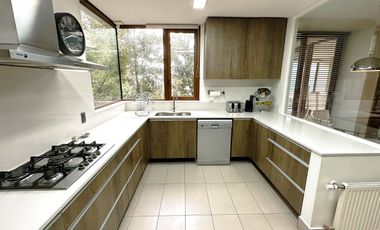 Exclusividad Y Diseño En 3 Niveles: El Hogar Perfecto