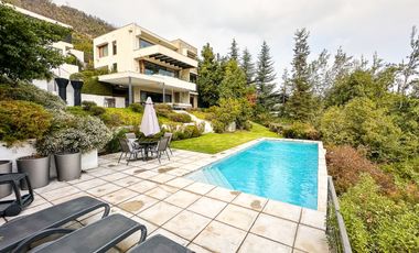 Exclusividad Y Diseño En 3 Niveles: El Hogar Perfecto