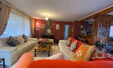 CASA EN VENTA LAGO RAPEL