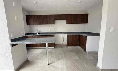 CASA EN VENTA EN JARDINES DEL VALLE