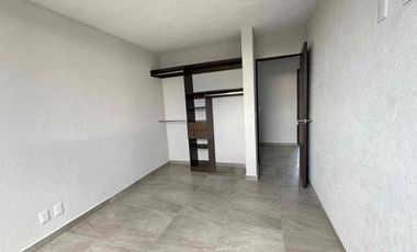 CASA EN VENTA EN JARDINES DEL VALLE