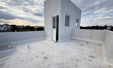 CASA EN VENTA EN JARDINES DEL VALLE