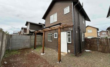 Casa como nueva en Brisas de Labranza II, 3 dormitorios, 2 baños