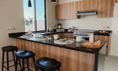 CASA EN VENTA  JURIQUILLA FRAY