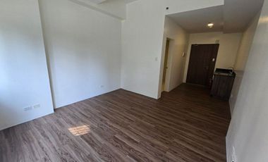 Studio with Balcony for Rent near Ateneo and UP Diliman Capitol Hills Quezon City