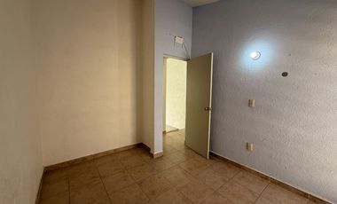 Casa en venta de 3 recámaras en proivada cerrada con alberca | Fracc. Las Garzas
